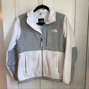 North Face Women’s Classic Denali Fleece Jacket